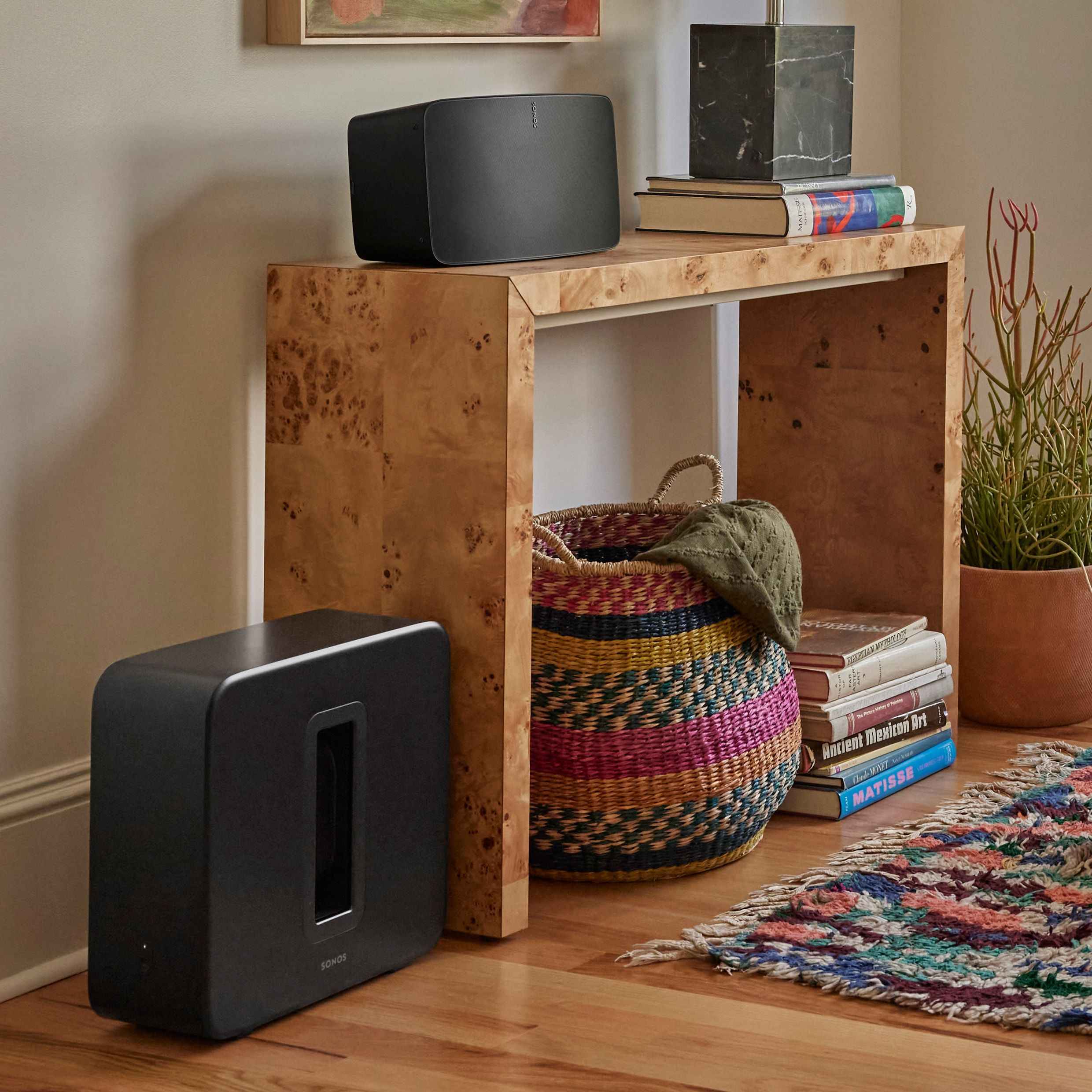 Refurbished Sub 4 - The Next Gen Wireless Subwoofer - Sonos
