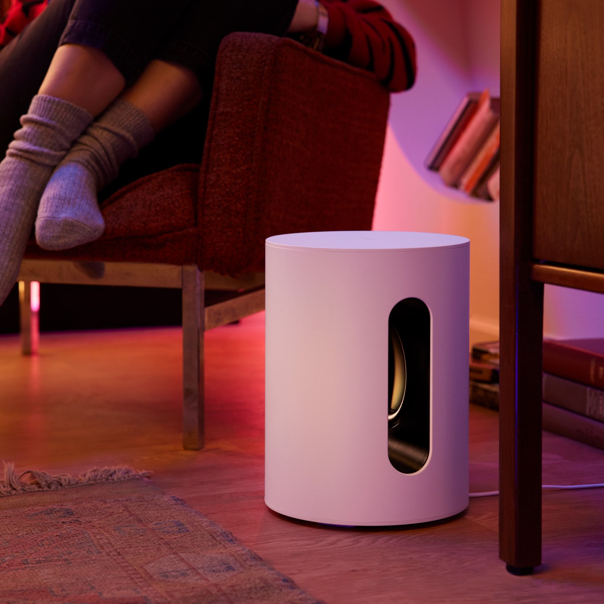 Sonos Sub Mini：コンパクトでも重厚な低音のサブウーファー | Sonos