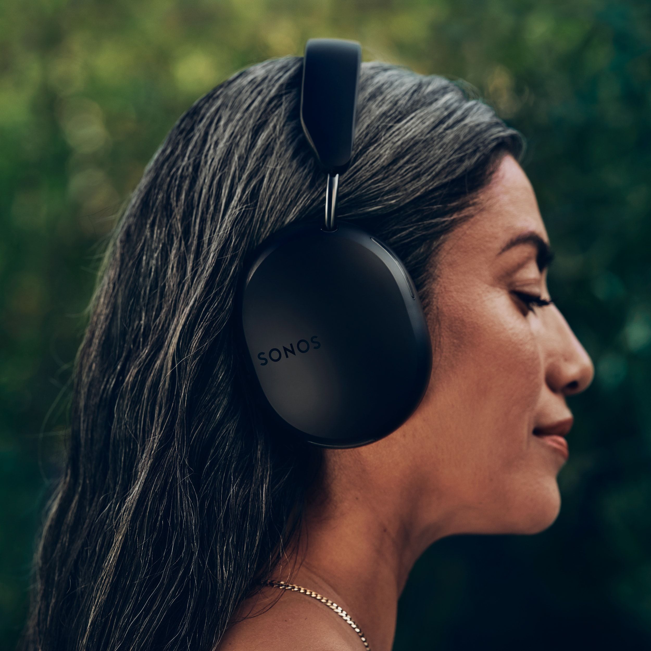 Sonos Ace: Wireless Over Ear Headphones with Noise Cancellation